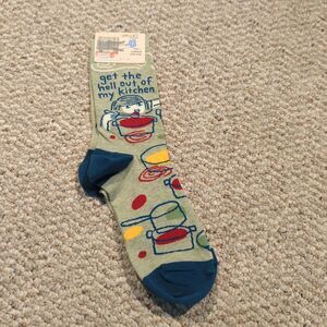 Blue Q Womens Novelty Crew Socks Mom Kitchen Cooking Multicolor 5-10